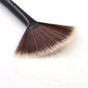 Fan Make Up Brush -